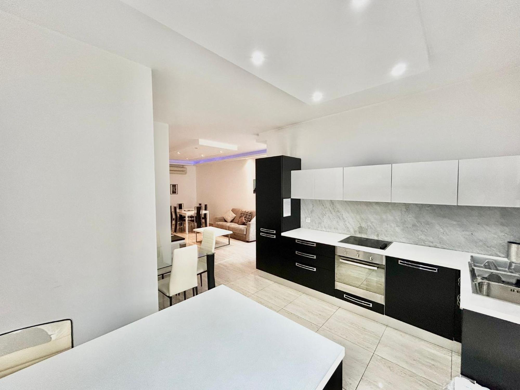 Sliema 2 Bedroom Apartment מראה חיצוני תמונה