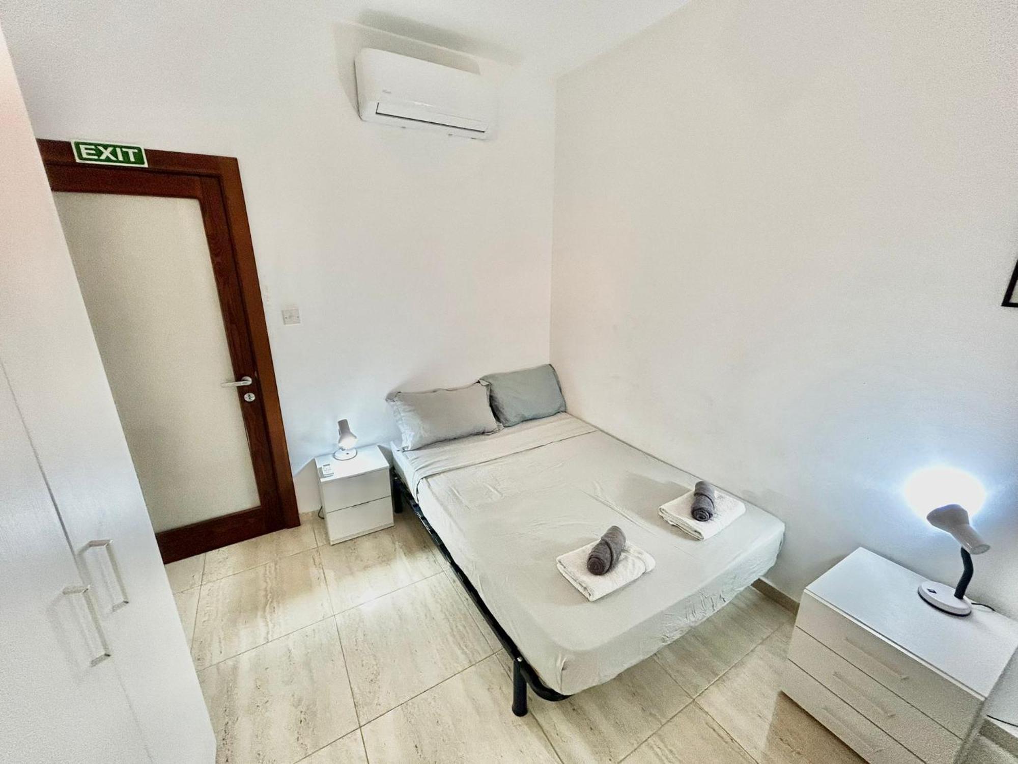 Sliema 2 Bedroom Apartment מראה חיצוני תמונה
